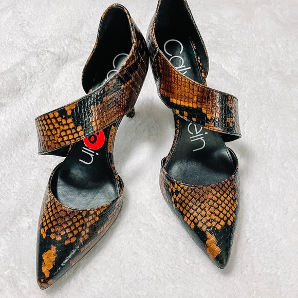 Calvin Klein heels - Picture 2 of 3